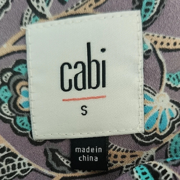 NWT Cabi Floral V-Neck Sleeveless Blouse Size Small 100% Polyester - Picture 8 of 10